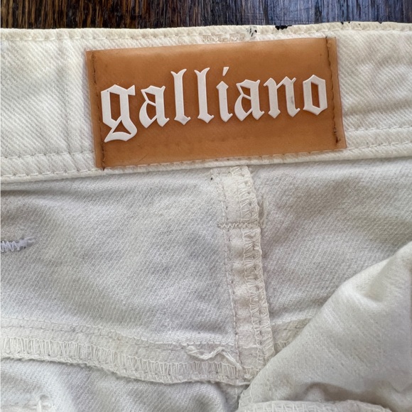 Galliano newspaper print skirt - Picture 5 of 10